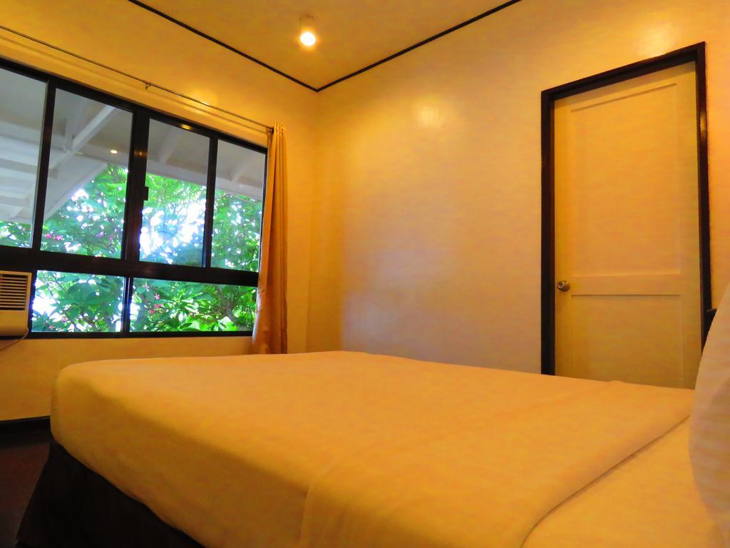 Aozora Seaside Mactan Hotell Lapu-Lapu City Exteriör bild
