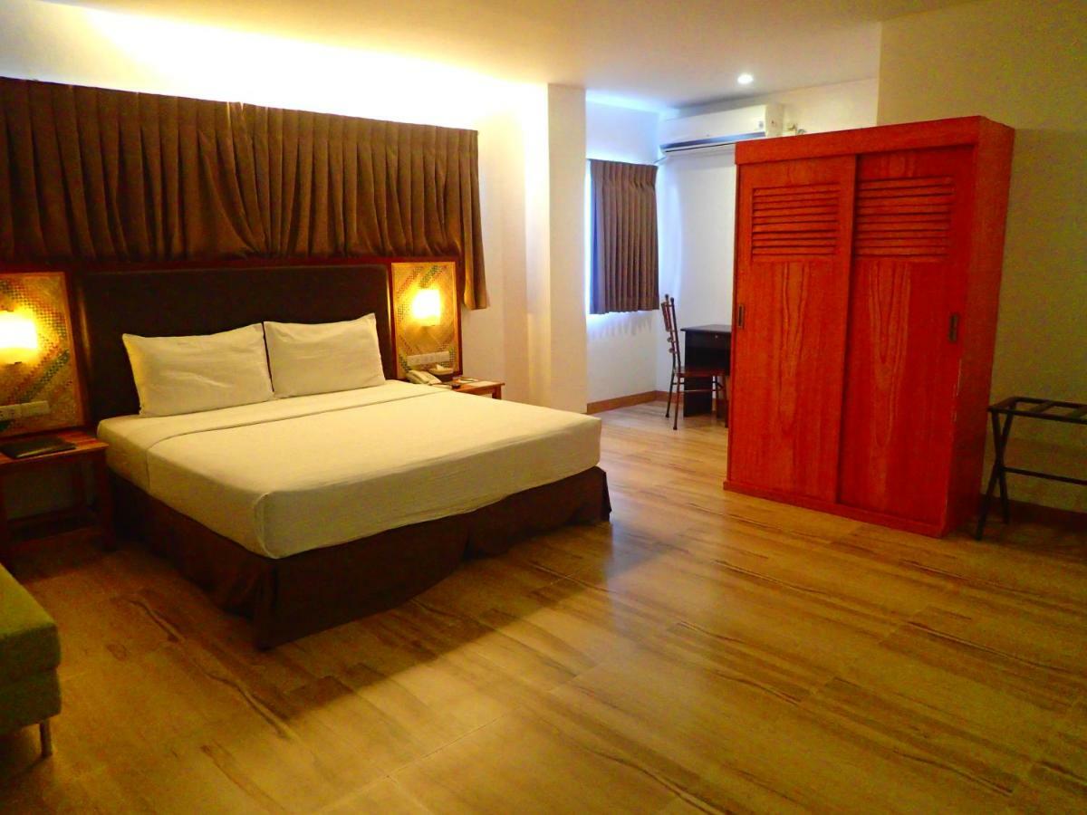 Aozora Seaside Mactan Hotell Lapu-Lapu City Exteriör bild