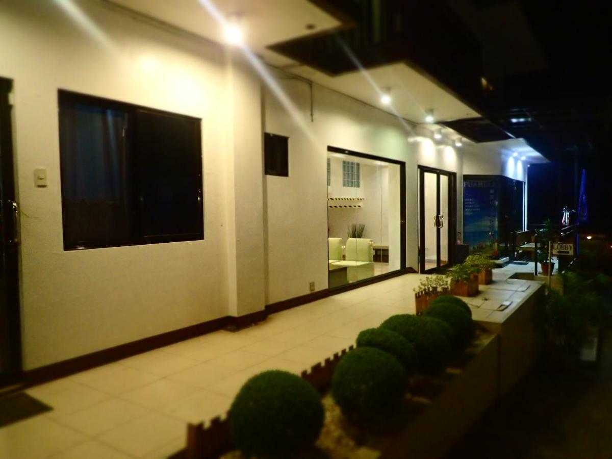 Aozora Seaside Mactan Hotell Lapu-Lapu City Exteriör bild